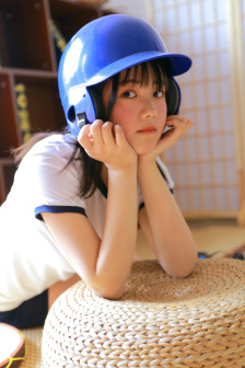 向岸田投掷物体男子样貌曝光